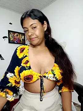 vannesitha25 online show from 5, 11, 2025