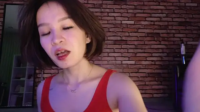 Snapshot of saya_li1 chatting on 3, 11, 2025 saya li1 online show from 3, 11, 2025