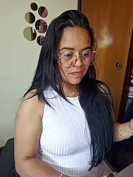 Miss  kendra  online show from 22, 10, 2025