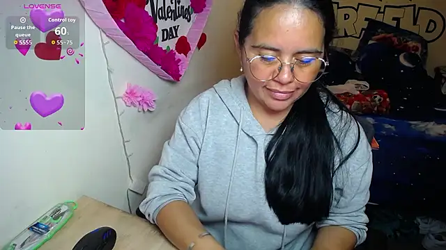 Miss  kendra  online show from 28, 3, 2026