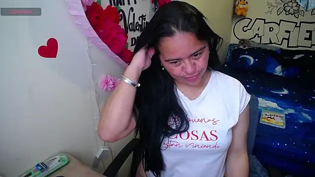 Snapshot of Miss__kendra_ chatting on 23, 4, 2026 Miss kendra online show from 23, 4, 2026