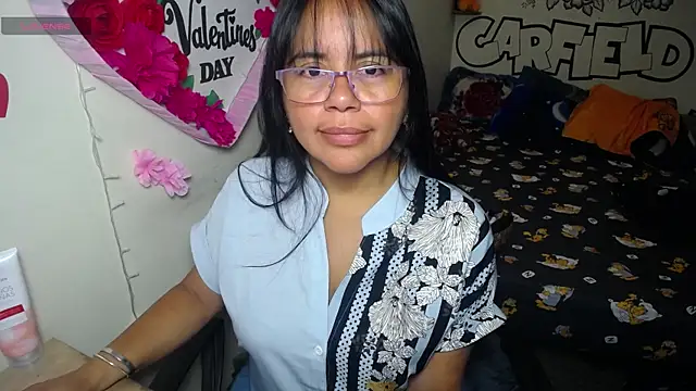 Snapshot of Miss__kendra_ chatting on 12, 5, 2026 Miss kendra online show from 12, 5, 2026