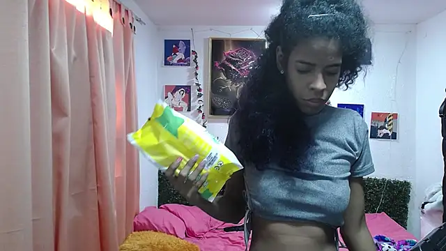 Snapshot of thianahorny chatting on 23, 5, 2026 thianahorny online show from 23, 5, 2026
