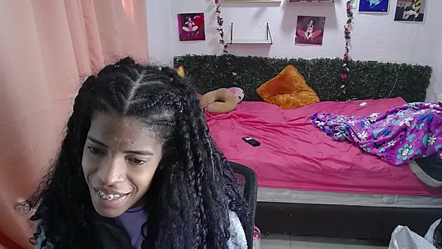 Snapshot of thianahorny chatting on 28, 5, 2026 thianahorny online show from 28, 5, 2026