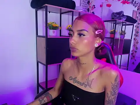 KarlaSlutSkinny   online show from 5, 12, 2025