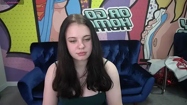 SnowWhiti online show from 3, 4, 2026