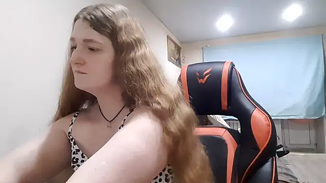 Snapshot of KissFlamee chatting on 3, 11, 2025 KissFlamee online show from 3, 11, 2025