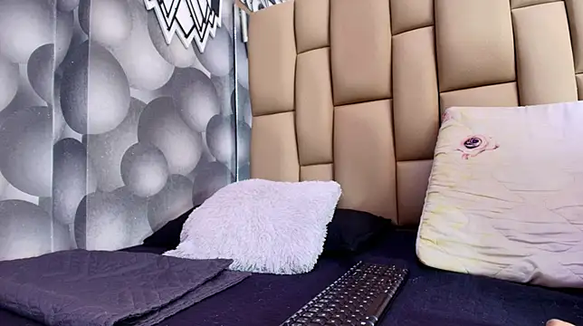 hannah teehn online show from 5, 11, 2025