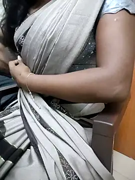 Tamilmallu-duskygirl03 online show from 3, 12, 2025