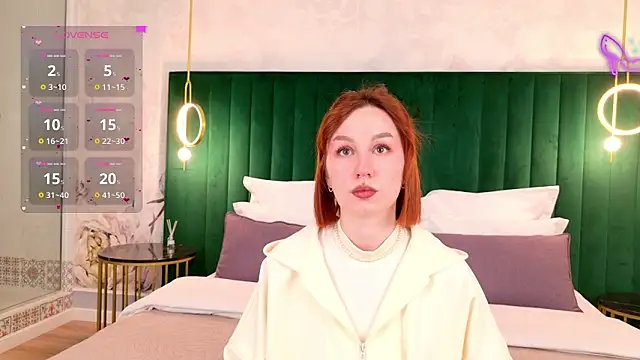 ClaireMathis online show from 29, 3, 2026