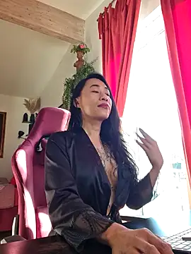 bianca bellamy online show from 8, 4, 2026