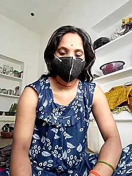 Snapshot of Cuty_tanya chatting on 8, 4, 2026 Cuty tanya online show from 8, 4, 2026