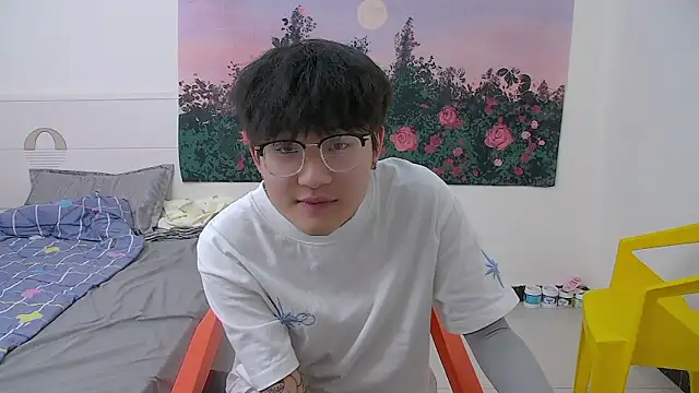 Snapshot of KK-cuteboy chatting on 4, 5, 2026 KK-cuteboy online show from 4, 5, 2026