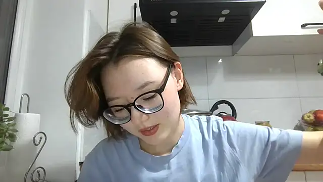 Snapshot of LilyTaylors chatting on 12, 10, 2025 LilyTaylors online show from 12, 10, 2025