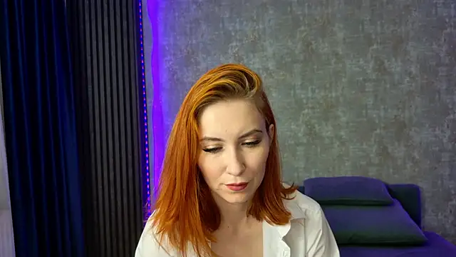 Snapshot of scarleteyes_ chatting on 28, 11, 2025 scarleteyes online show from 28, 11, 2025