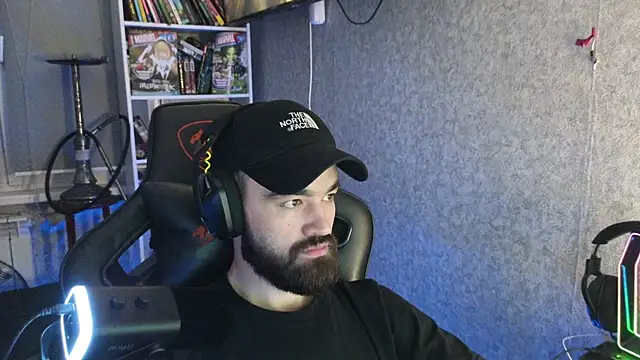 Nik Namee online show from 8, 11, 2025