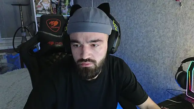 Nik Namee online show from 25, 11, 2025