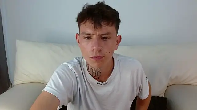 Snapshot of hot_teo_ chatting on 5, 1, 2026 hot teo online show from 5, 1, 2026