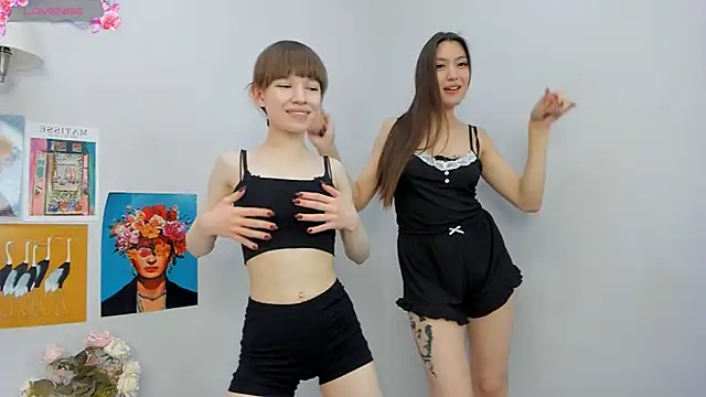 PearlMystic online show from 4, 11, 2025