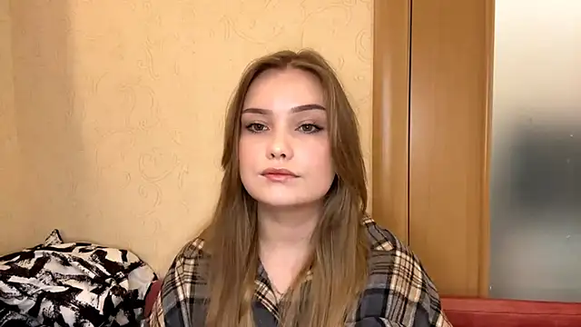 Snapshot of WillowSturiaIe chatting on 14, 10, 2025 WillowSturiaIe online show from 14, 10, 2025