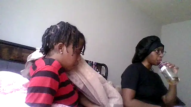 Snapshot of dezzidavill chatting on 17, 2, 2026 dezzidavill online show from 17, 2, 2026