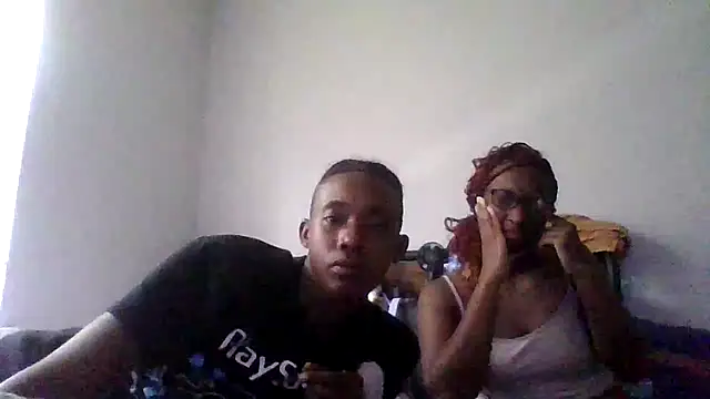 Snapshot of dezzidavill chatting on 19, 7, 2026 dezzidavill online show from 19, 7, 2026