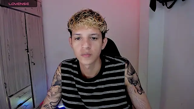 tylernova online show from 2, 4, 2026