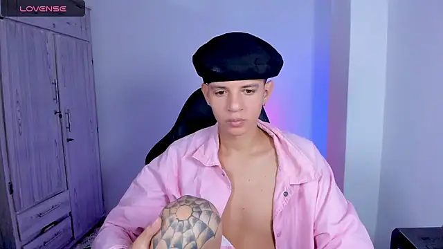Snapshot of tylernova chatting on 14, 5, 2026 tylernova online show from 14, 5, 2026
