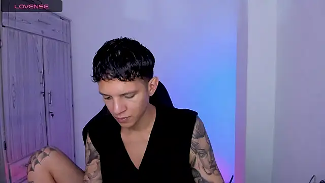 Snapshot of tylernova chatting on 19, 5, 2026 tylernova online show from 19, 5, 2026