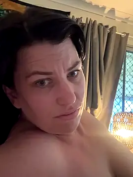 Snapshot of oceanGal25 chatting on 2, 12, 2025 oceanGal25 online show from 2, 12, 2025