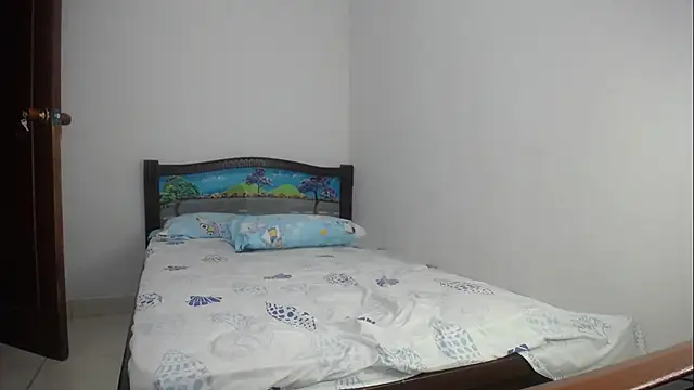 Snapshot of Zoe_Monroe_ chatting on 17, 11, 2025 Zoe Monroe online show from 17, 11, 2025