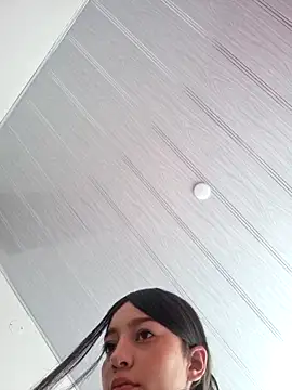   Lorelain   online show from 25, 10, 2025