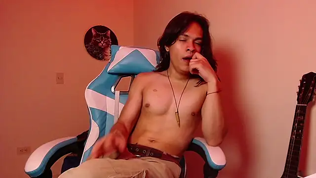 Snapshot of tom_1945 chatting on 22, 10, 2025 tom 1945 online show from 22, 10, 2025