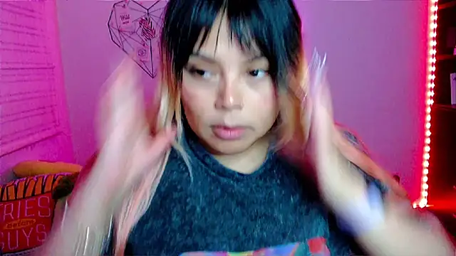 EllieMoonX online show from 12, 2, 2026