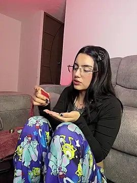 Snapshot of Lucy_699 chatting on 17, 4, 2026 Lucy 699 online show from 17, 4, 2026