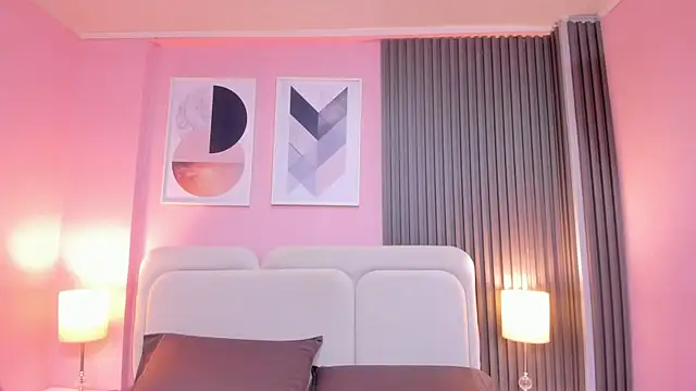 Snapshot of luly_dreams chatting on 18, 10, 2025 luly dreams online show from 18, 10, 2025