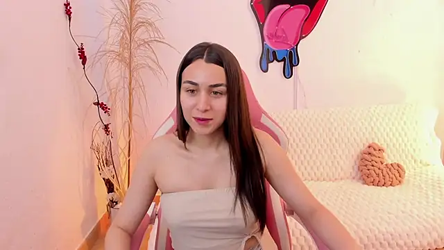 Snapshot of EmmaMyers1 chatting on 9, 11, 2025 EmmaMyers1 online show from 9, 11, 2025