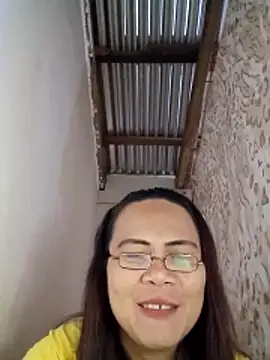 Snapshot of erma_joy chatting on 26, 10, 2025 erma joy online show from 26, 10, 2025