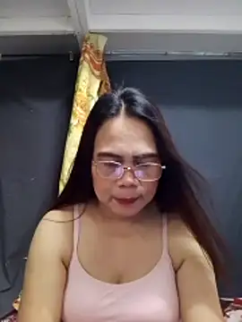Snapshot of erma_joy chatting on 21, 4, 2026 erma joy online show from 21, 4, 2026