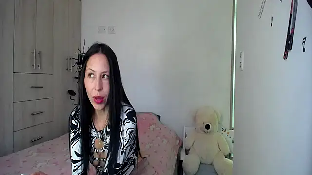 you yuyuu online show from 4, 6, 2026