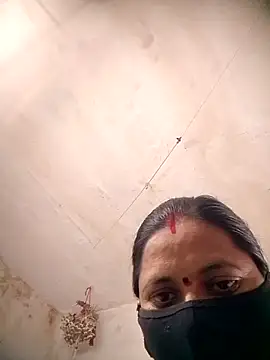 Snapshot of Q_rekha chatting on 12, 10, 2025 Q rekha online show from 12, 10, 2025