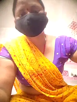 Snapshot of Q_rekha chatting on 13, 10, 2025 Q rekha online show from 13, 10, 2025