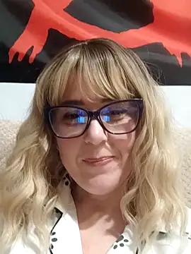 Amelialove42 online show from 13, 3, 2026