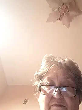 Snapshot of Katherine735 chatting on 25, 10, 2025 Katherine735 online show from 25, 10, 2025