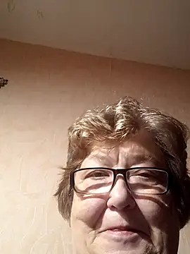 Snapshot of Katherine735 chatting on 28, 10, 2025 Katherine735 online show from 28, 10, 2025