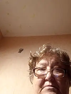 Snapshot of Katherine735 chatting on 3, 11, 2025 Katherine735 online show from 3, 11, 2025