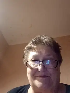 Snapshot of Katherine735 chatting on 21, 11, 2025 Katherine735 online show from 21, 11, 2025