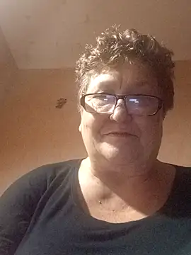 Snapshot of Katherine735 chatting on 22, 11, 2025 Katherine735 online show from 22, 11, 2025