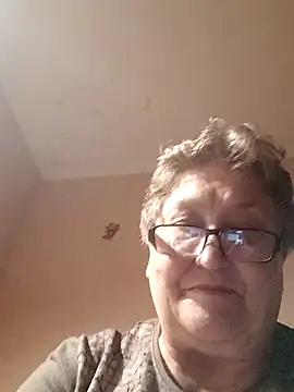 Snapshot of Katherine735 chatting on 29, 11, 2025 Katherine735 online show from 29, 11, 2025