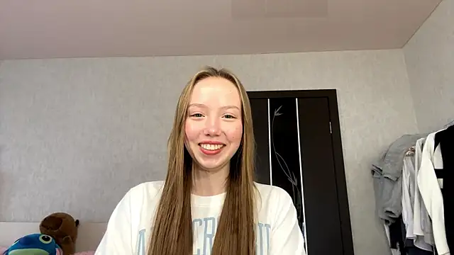 AntoniaMoravick online show from 21, 10, 2025